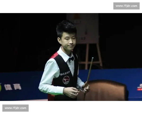 聚焦小组赛精彩对决 探讨各队晋级之路与策略布局