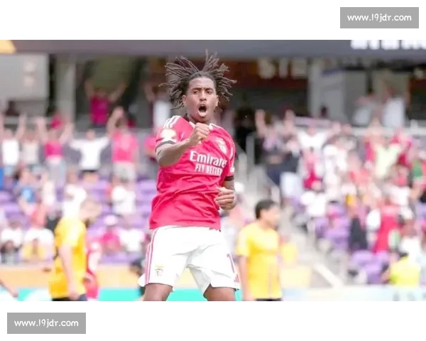 昨日赛事回顾:精彩瞬间与关键数据全面解析 昨日赛事回顾:精彩瞬间与关键数据全面解析