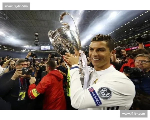 欧冠赛场风云再起豪门争锋谁将问鼎荣耀之巅 - 副本 欧冠赛场风云再起豪门争锋谁将问鼎荣耀之巅 - 副本