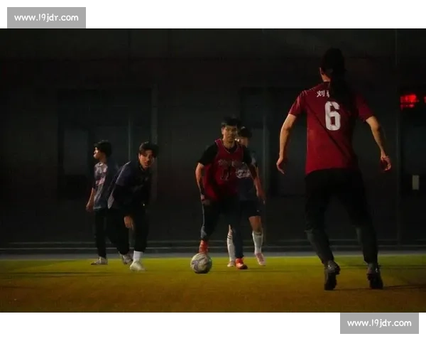 足球比赛直播入口官网：实时比分直播与赛事精彩瞬间全程跟踪 - 副本 - 副本